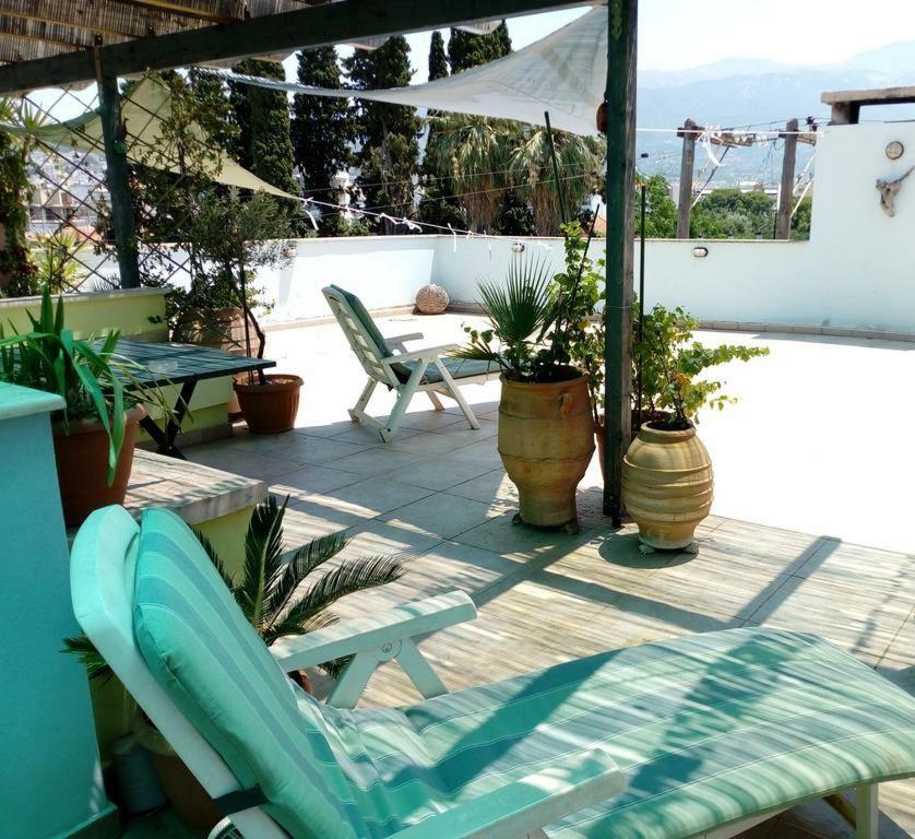 "Green Apartment" Close To Port & Center - Parking Patras Exteriör bild
